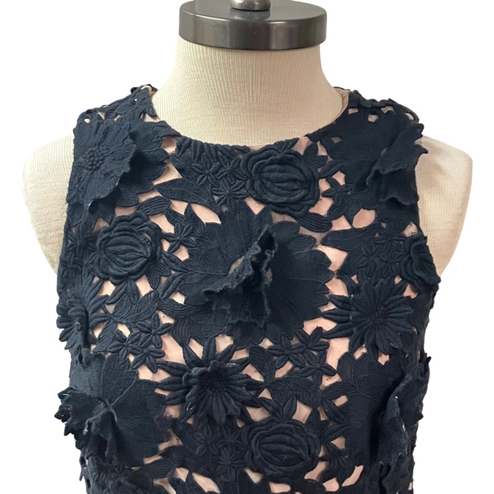 NICOLE MILLER Collection Women 3D Embroidered Floral Dress SZ 6 Black Elegant - Picture 4 of 12
